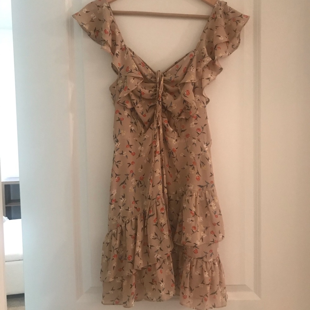 J.O.A. Ruched Front Ruffle Dress - Picture 6 of 13